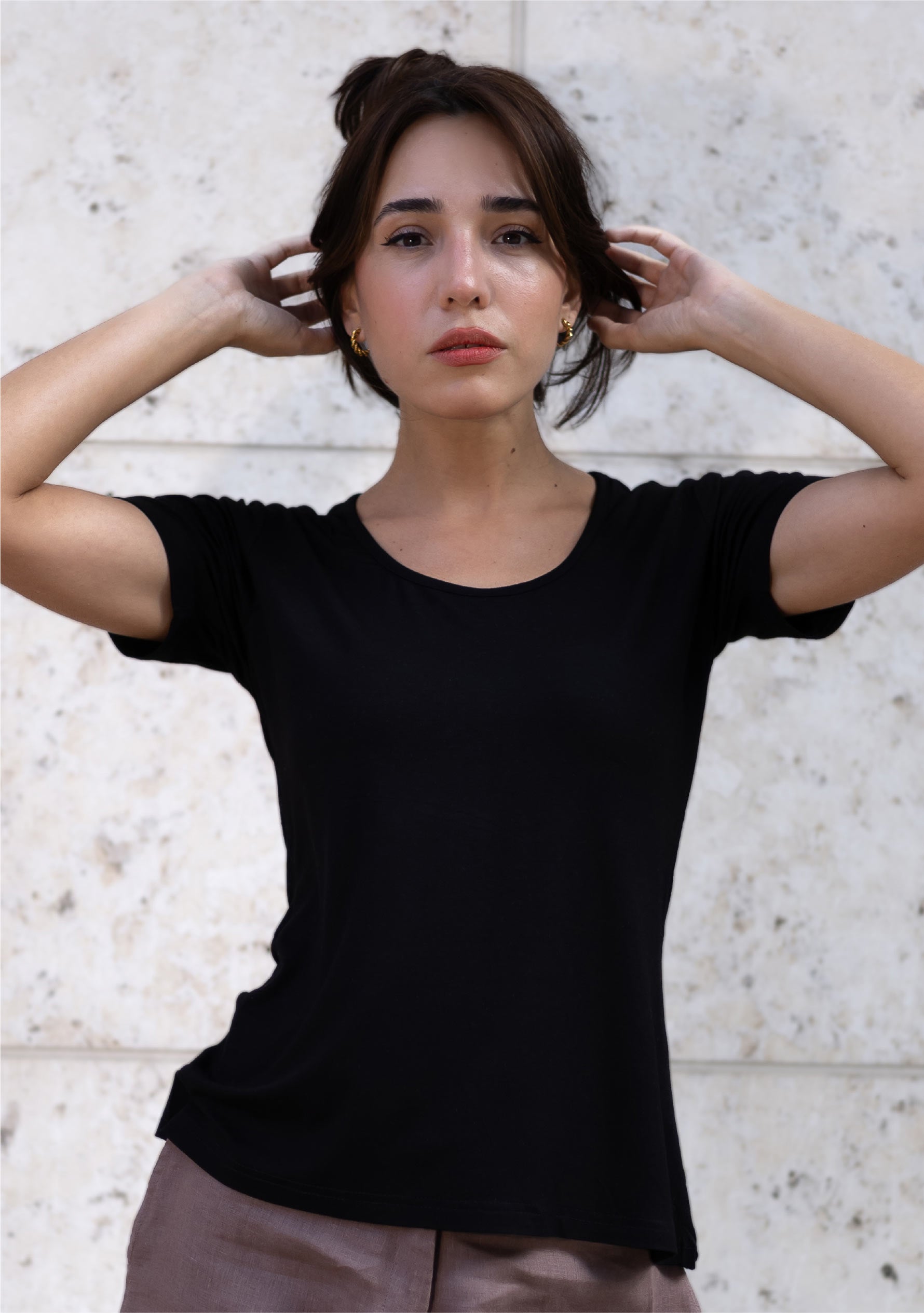 sustainable bamboo t-shirt for women round neck - black @www.marieandseema.com