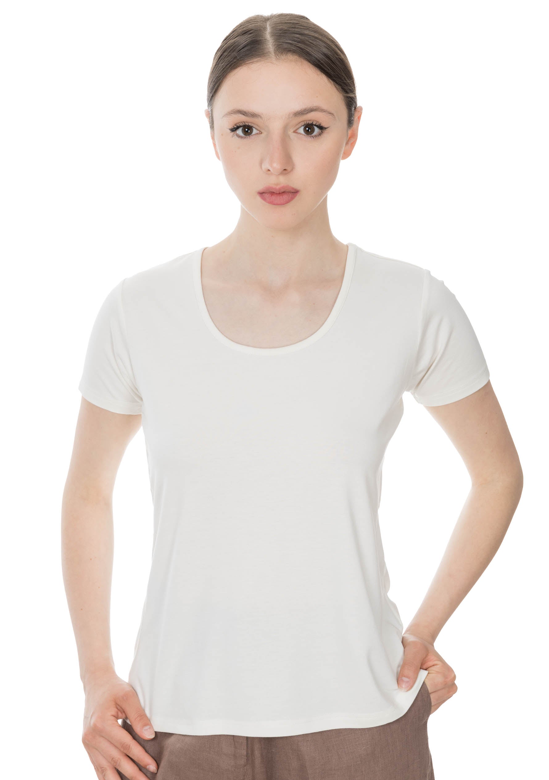 sustainable bamboo t-shirt for women round neck - white @www.marieandseema.com